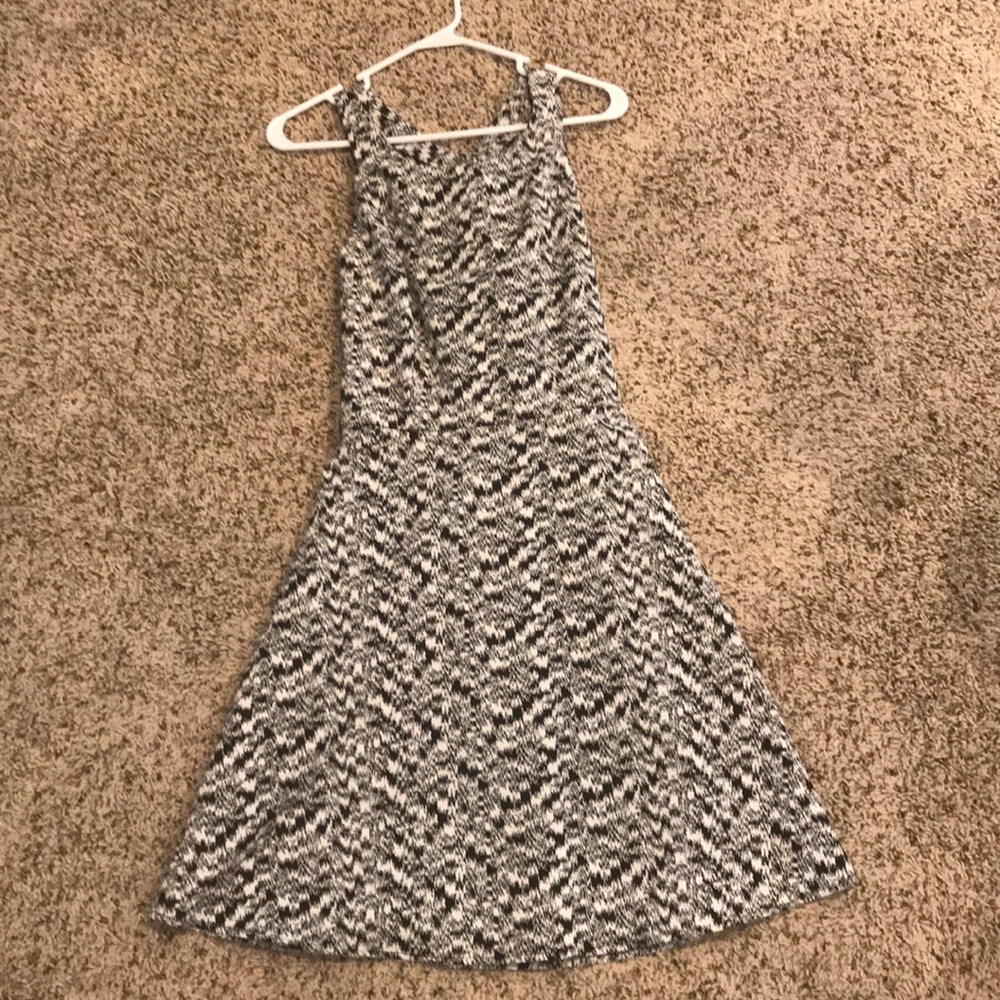 Jessica Simpson fit and flare dress w/ bow back